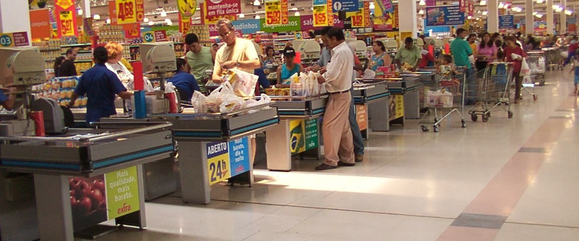 El consumo masivo cayó 7,5% en noviembre