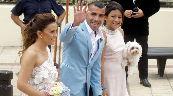 Entraron a robar en la casa de Tevez mientras se casaba en Uruguay 1