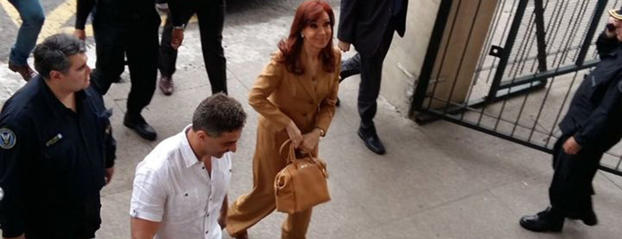 Ercolini procesó a CFK por asociación ilícita y la embargó por $10 mil millones 1