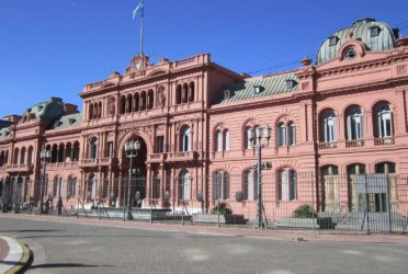 Gobierno no dará asueto a estatales para las fiestas