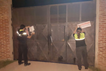 La Plata abre dos líneas telefónicas para que vecinos denuncien fiestas clandestinas