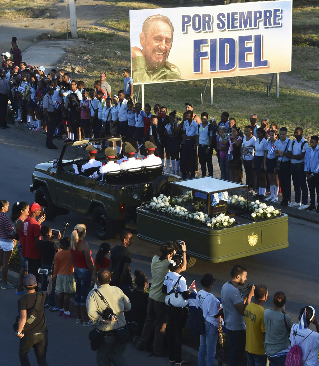 Los restos de fidel ya estan en Santiago de Cuba 6