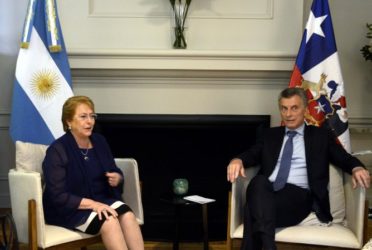 Macri contra Maduro: "Lo realmente cobarde es someter al pueblo"
