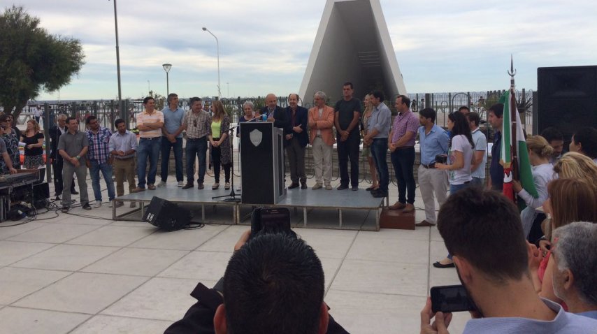 Puerto Madryn lanzó la Temporada de Verano 2017 1