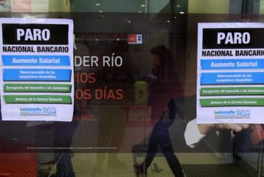 Suspendieron el paro bancario