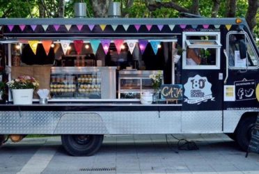 Vuelven los "Food Trucks" a Adrogué