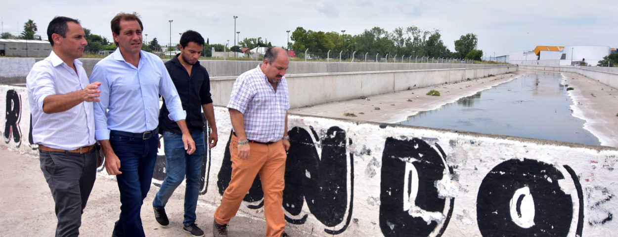 Garro presentó el innovador Sistema de Monitoreo Hidrometeorológico 1