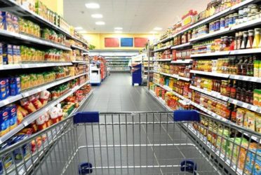 Las ventas minoristas cayeron durante todo 2016 y cerraron con una baja de 7%