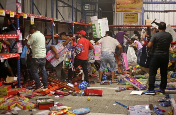 México: más de 250 detenidos por saqueos por la suba del combustible