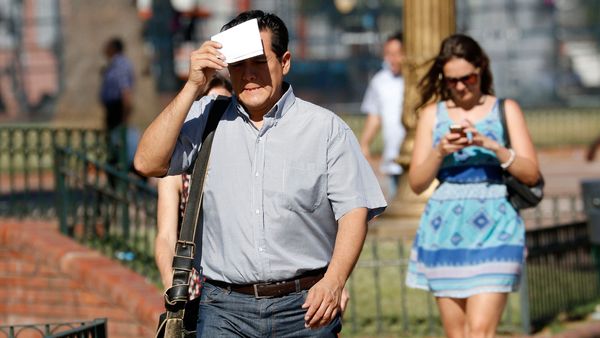 Sigue el calor y hay alerta naranja