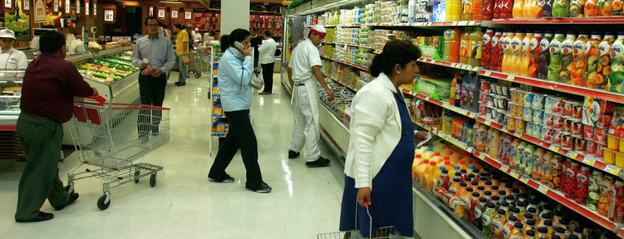 El consumo cayó a su peor nivel en 14 años