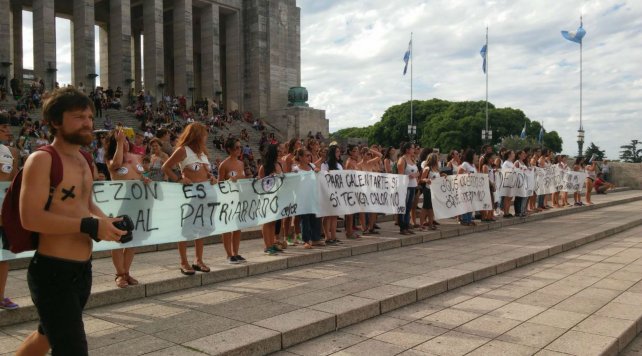 Tetazo en el Obelisco: las mejores imágenes que dejó la protesta 7