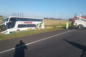 Accidente de micros en la Ruta 2